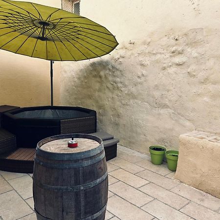 La Babayaga Acomodação com café da manhã Capestang Exterior foto