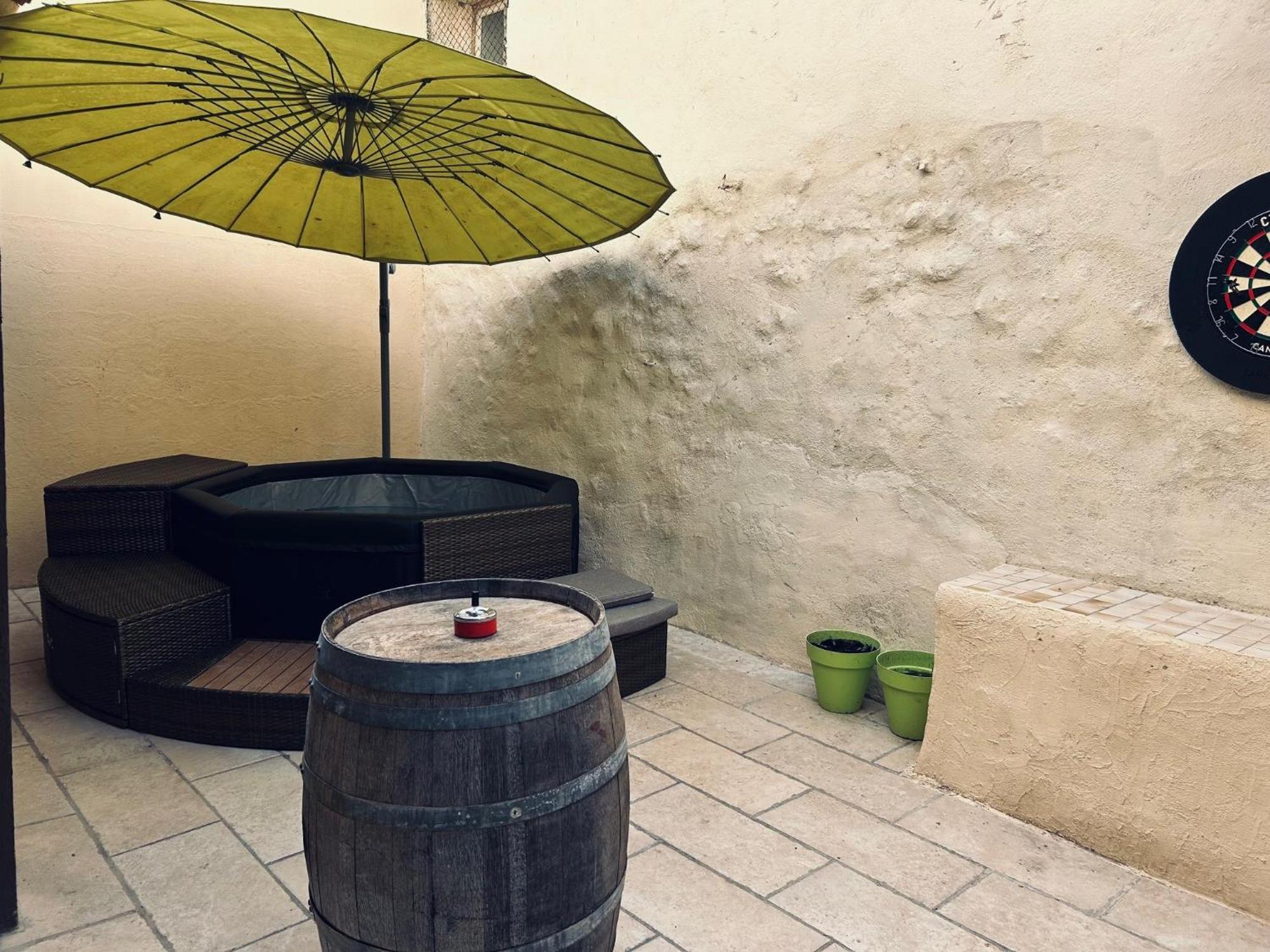 La Babayaga Acomodação com café da manhã Capestang Exterior foto