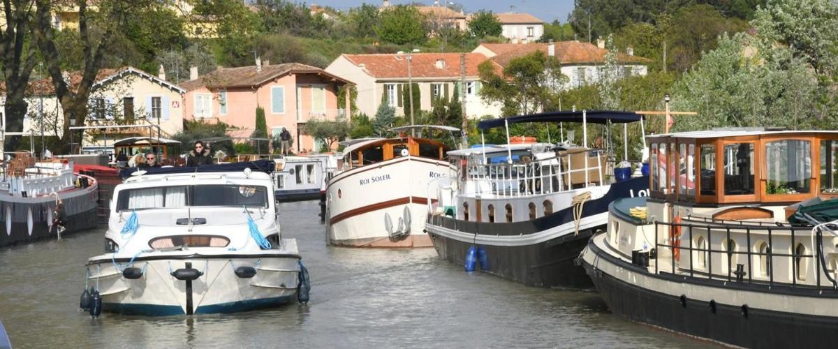 La Babayaga Acomodação com café da manhã Capestang Exterior foto